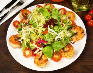 Fresh Mixed Salad with Tiger Prawns