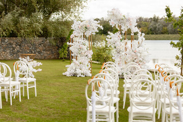 wedding decor, departure ceremony on the background of water, wedding, wedding arch 