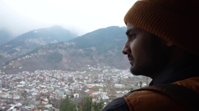 Bhaderwah Fort, also known as Qilla or Ratangarh Fort, is located in Bhaderwah, Doda district of Jammu and Kashmir, India.	