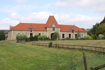 Fototapeta premium Ecuries des Oudairies, vue de l'extérieur, ville de La Roche sur Yon, département de la Vendée, France