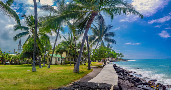 Sea front of the historical city of Kailua-Kome, Hawaii (Big Island), Hawaii, USA