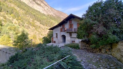 Valle d'Aosta castello e paesaggi