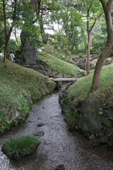 小石川後楽園。水戸徳川家の上屋敷の回遊式築山泉水庭園。竜田川に見立てた流れ。