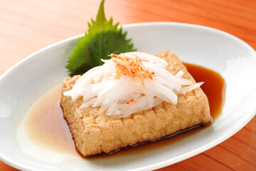 Japanese Aburaage Tofu with Leeks and Shirasu
