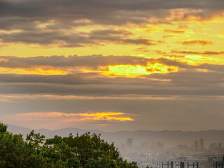 神戸岡本の高台から芦屋大阪方面の夜明け