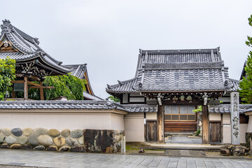 Seirenji Temple (西蓮寺) Gate in Inuyama, Japan, featuring traditional Japanese Buddhist architecture with wooden gates, tiled roofs. A peaceful and historic temple and heritage site in Aichi.