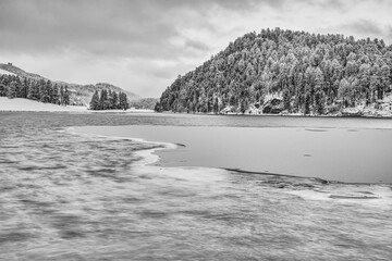 Lake in the Engadine in black and white, Swisse
