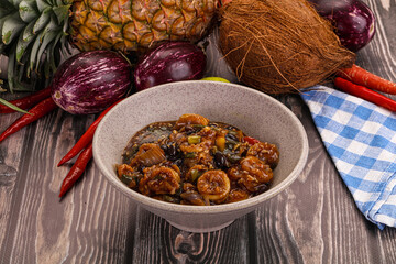 Squid with vegetables in oyser sauce