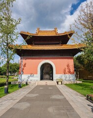 The Great Bao 'en Temple - Excavation of its ruins, Glazed Pagoda, and a distant view of Nanjing City （Great Bao'en Monastery）