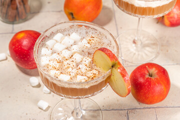 Apple cider marshmallow cocktail
