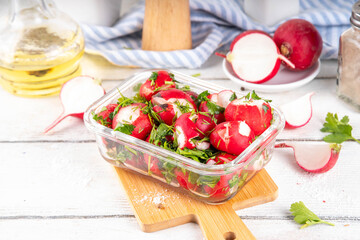 Viral smashed radish salad