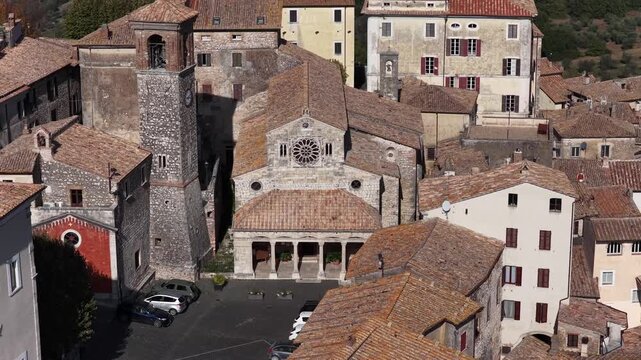 Lugnano in Teverina, (Terni, Umbria, Italia), caratteristico borgo medievale.
Vista aerea di Lugnano.
