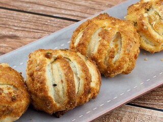 바삭하고 달콤한 파이