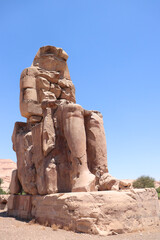 メムノンの巨像（The Colossi of Memnon）