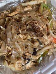Thai drunken noodles with chicken