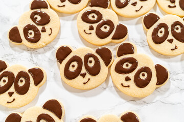 Rich Chocolate Royal Icing for Decorating