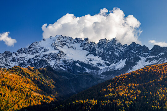 Scenic autumn landscape of Cima Piazzi (3,439m), the highest mountain of the Livigno Alps in Lombardy, Italy, Europe