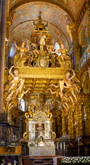 Obraz premium The high altar of the Santiago de Compostela Cathedral