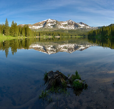 Lake Irwin Summer Reflection