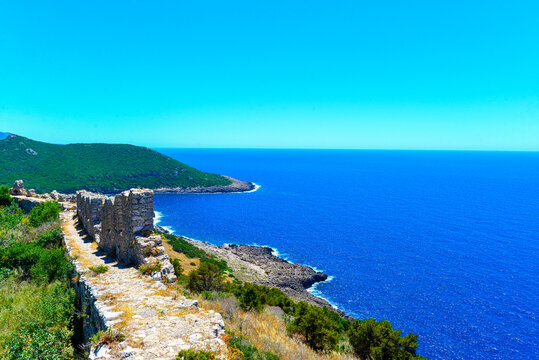 Paliokastro (altes Kastell) an der Bucht von Navarino bei Pylos, Messenien (Griechenland)