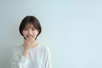 驚く美しい女性	