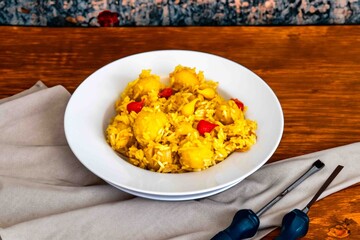 Eating pequi isn't complicated; it's just you not using the right utensils.