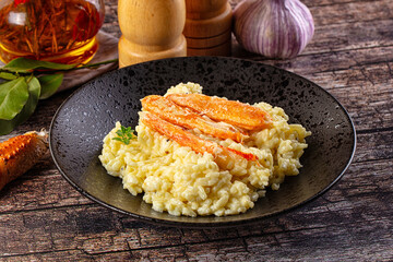 Risotto with natural crab leg