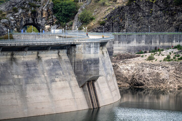Ria&ntilde;o reservoir head dam, province of Le&oacute;n, autonomous community of Castile and Le&oacute;n, Cantabrian mountain range, Spain