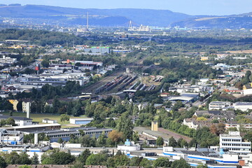Blick von oben auf die Stadt Koblenz in Rheinland-Pfalz