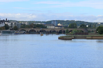 Blick vom Deutschen Eck in Koblenz Richtung Mosel