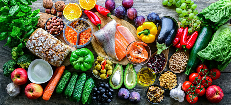 Food products representing the Mediterranean diet