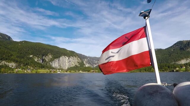 Boat trip on Lake Grundlsee, Subjective tracking shot, Austria