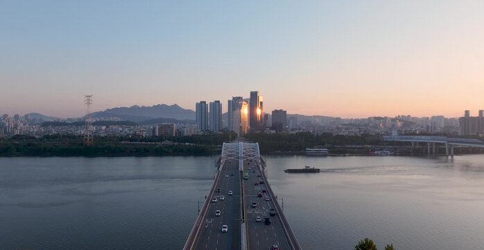 An aerial view of Seoul's Hangang River, Yeouido, and Seonyudo Park in autumn