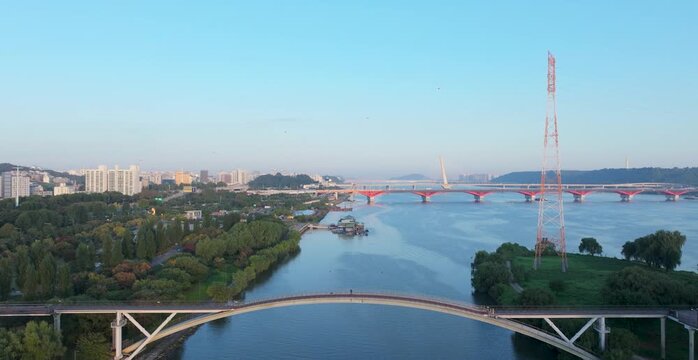 An aerial view of Seoul's Hangang River, Yeouido, and Seonyudo Park in autumn