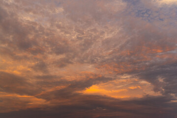 Fototapeta premium Beautiful view of sunset clouds in the sky.