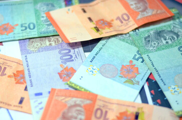 Depreciation of currency, Ringgit Falls