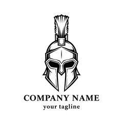 Fototapeta premium Black and white illustration of a Spartan helmet with a feathered crest, perfect for logos.