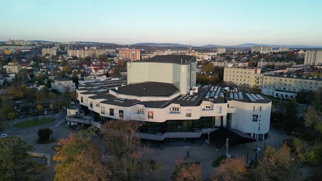 Kielce - Polska - widok z powietrza na miasto, zabudowa, nowe apartamentowce, galeria