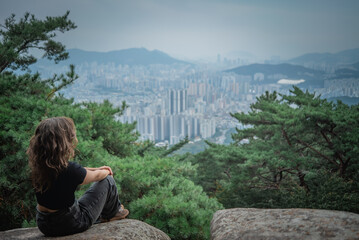 Fototapeta premium The Urban Expanse Below 