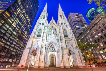 Obraz premium St. Patrick's Cathedral in New York City 588