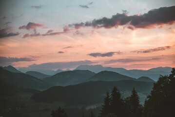 Obraz premium sunset in the mountains