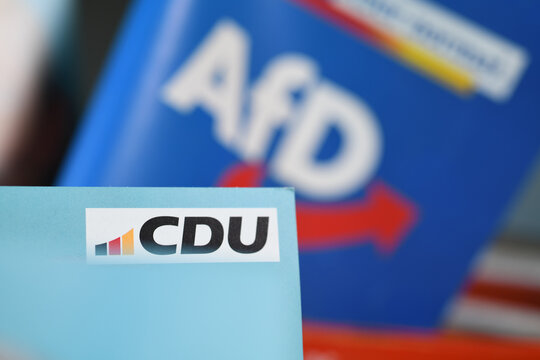 รูปภาพAfd – เลือกดูภาพถ่ายสต็อก เวกเตอร์ และวิดีโอ1,610 | Adobe Stock