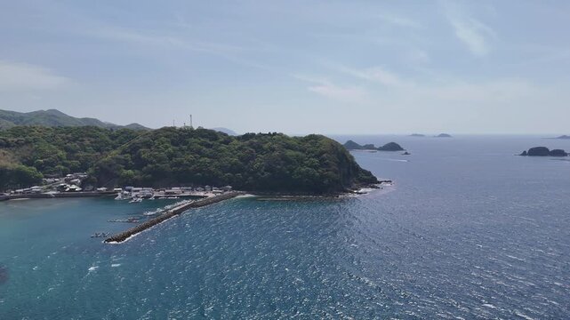 長崎県長崎市、五島灘の風景を空撮しました。遠くに軍艦島が見えます。