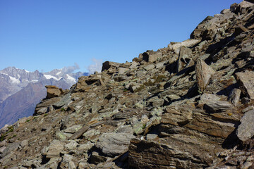 herbst in den schweizer alpen