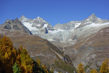 Herbstzeit im Kanton Wallis in der Schweiz