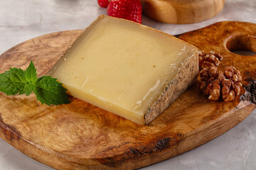 Gourmet hard aged yellow cheese