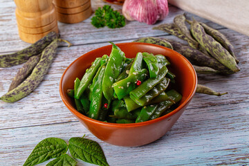 Steamed green bean strings heap