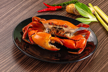 Gourmet Steamed orange wild crab
