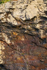 荒々しい溶岩石の表面