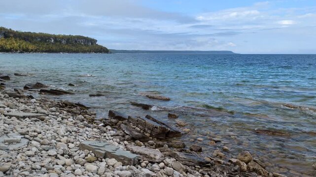 The Devil&rsquo;s Monument Beach of the Coast of the Georgian Bay on the Bruce Peninsula (Northern Bruce Peninsula, Ontario, Canada)